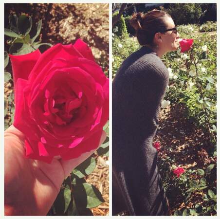 Lea Michele a pris le temps de sentir les roses