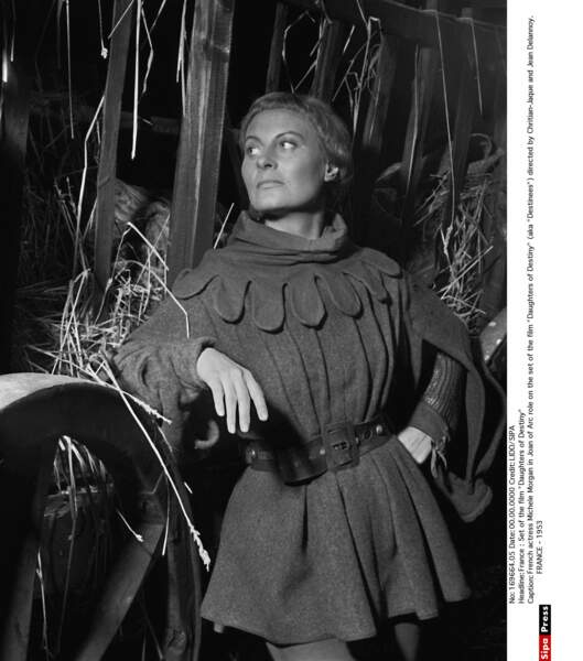 1954 : Destinées de Jean Delannoy où elle incarne Jeanne d'Arc