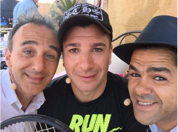 Pause selfie pour Elie Semoun, Michaël Youn et Jamel Debbouze