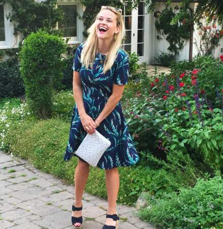 On vous laisse avec ce resplendissant sourire de Reese Witherspoon ! Bye bye. 
