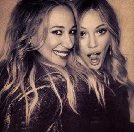 Régulièrement, les deux soeurs Duff posent ensemble sur Instagram