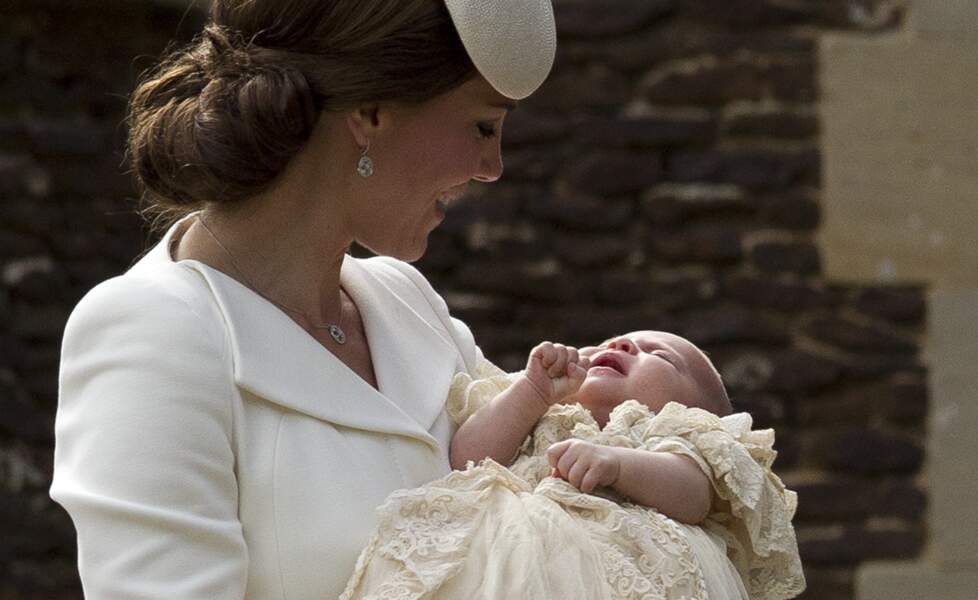 Deux mois après sa naissance, la princesse Charlotte de Cambridge a été baptisée ce 5 juillet