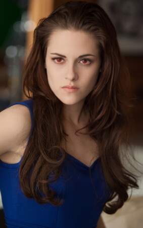 Kristen Stewart, vampire de charme dans Twilight chapitre 5 (2002)