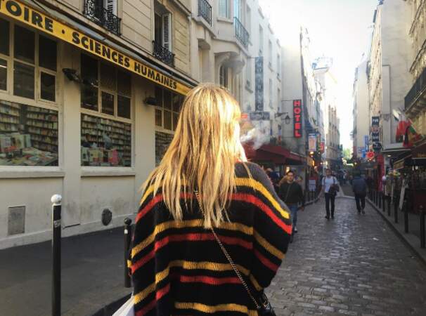 Les rues de Paris sont belles, même de dos