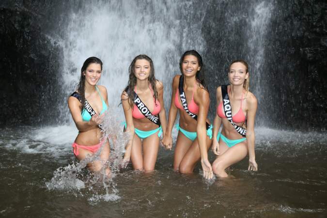 Pendant le séjour à Tahiti avec ses copines en bikini