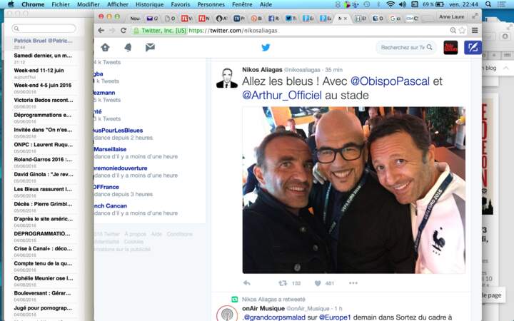 Nikos Aliagas en mode selfie avec Pascal Obispo et Arthur