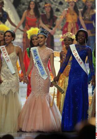 Miss Monde 2013 : les trois plus belles filles du monde, main dans la main 