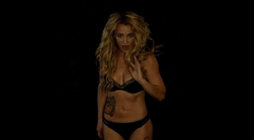 Britney Spears a dévoilé plusieurs vidéos très sexy. S'agit-il d'extraits d'un futur clip ? 