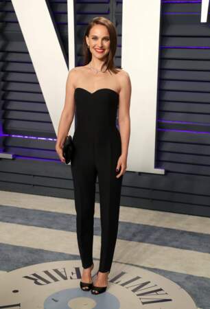 Après les Oscars, Natalie Portman ouvre le tapis rouge de la soirée Vanity Fair avec classe !