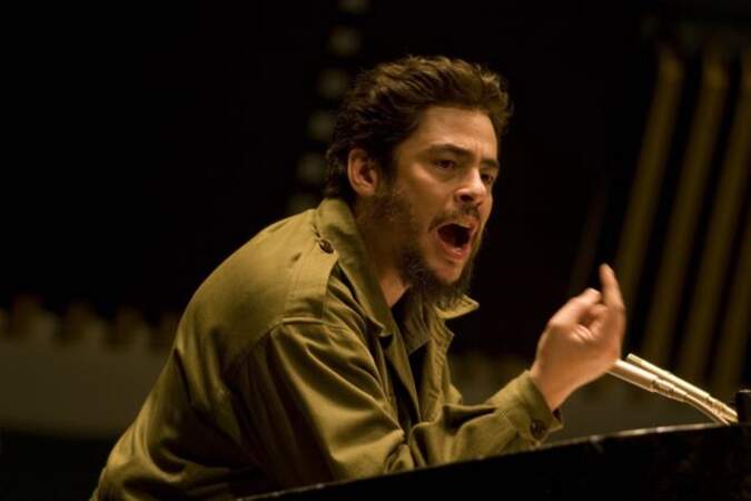 Benicio del Toro bluffant en Che de Steven Soderbergh (2009)