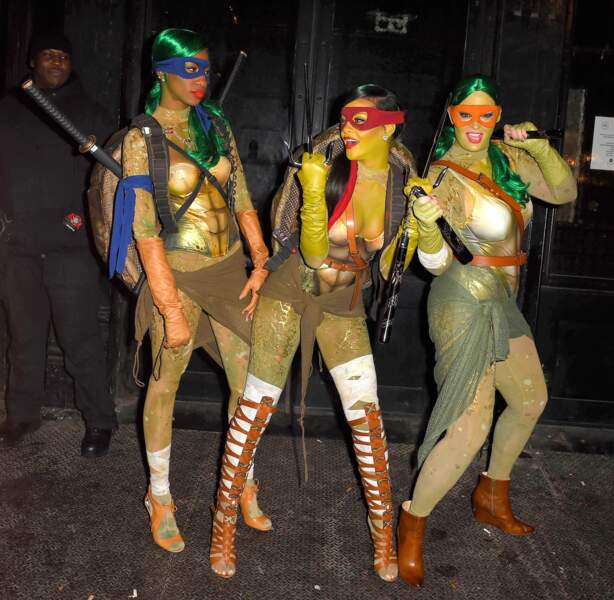Rihanna et ses amies déguisées en Tortue Ninja ! 