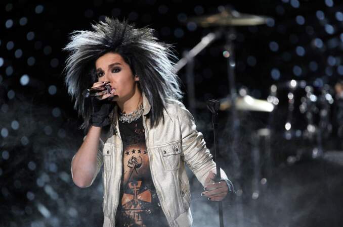 2008, Bill Kaulitz, le chanteur punk du groupe Tokio Hotel sur scéne, Perruque ou vraie coiffure ?