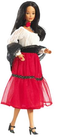  La première poupée hispanique est née en 1969. Ici, celle de 1980