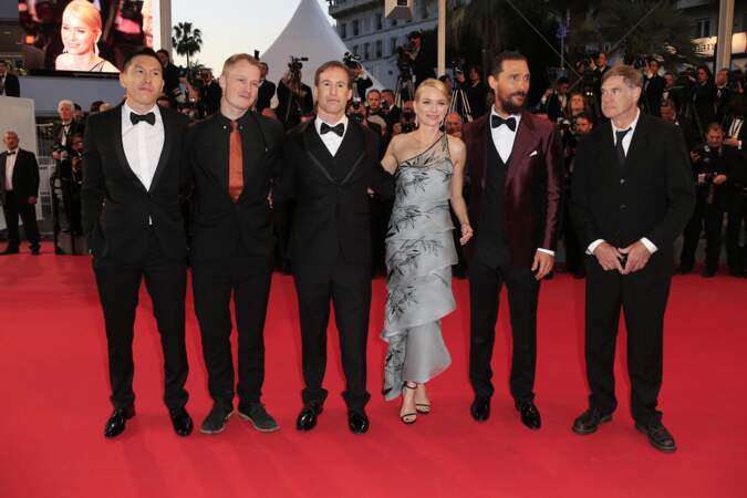 Gus Van San, Matthew McConaughey, Naomi Watts et l'équipe du film La forêt des songes