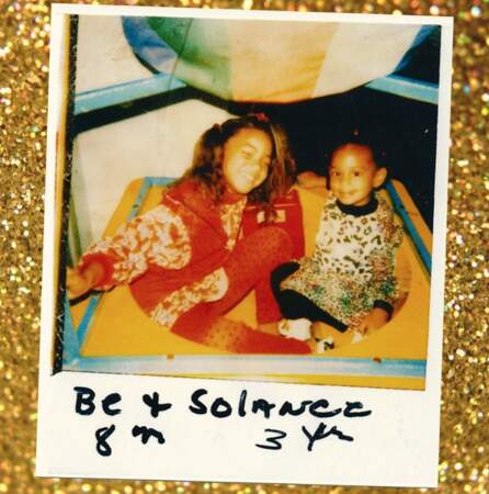 Puis Beyoncé a ressorti les vieux dossiers pour l'anniversaire de sa soeur, Solange.