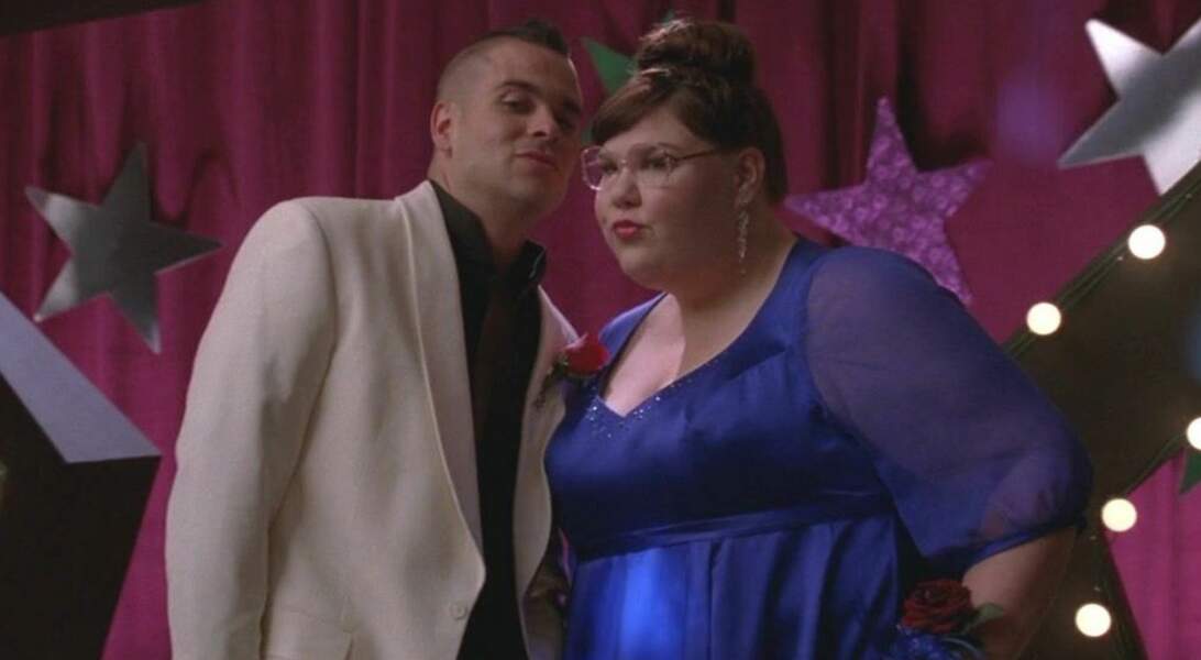 Dans Glee, Puck est un playboy, puis sort avec Lauren, une lutteuse de 200 kilos...