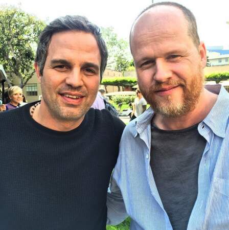 Mark Ruffalo et le "Maestro" (dixit l'acteur) Joss Whedon, le réalisateur du film.