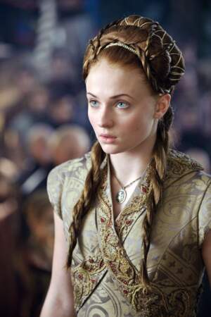 Sophie Turner incarne Sansa Stark, jeune princesse ingénue puis vengeresse 