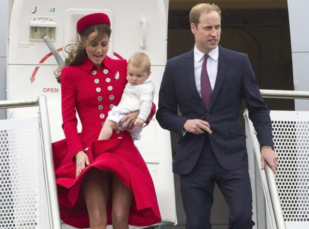 Alerte bébé mignon ! Le prince George, 8 mois, débarque en Nouvelle-Zélande 