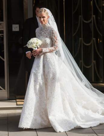 La robe à 68 000 euros de Nicky Hilton