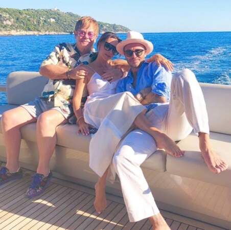 David et Victoria Beckham ont passé de chouettes vacances avec Elton John. 