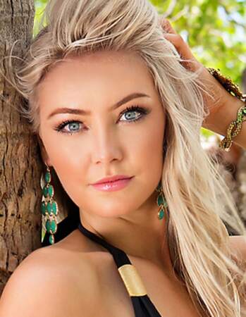 Les yeux bleus de Samantha McClung, Miss Nouvelle-Zélande, devraient faire sensation ! 