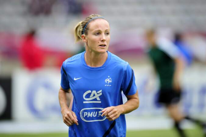Sonia Bompastor (2000/2013)  est l'unique Bleue à avoir un Stade qui porte son nom. Il est à Montreuil en Touraine 