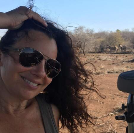 Fran Drescher a vu des zèbres en Afrique du Sud. 