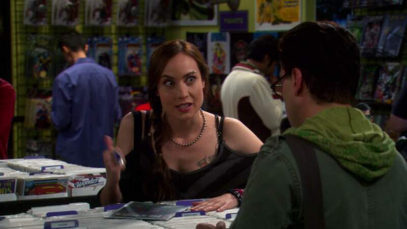 Courtney Ford, alias Nora Darhk dans Legends of Tomorrow, est aussi passée par la case The Big Bang Theory