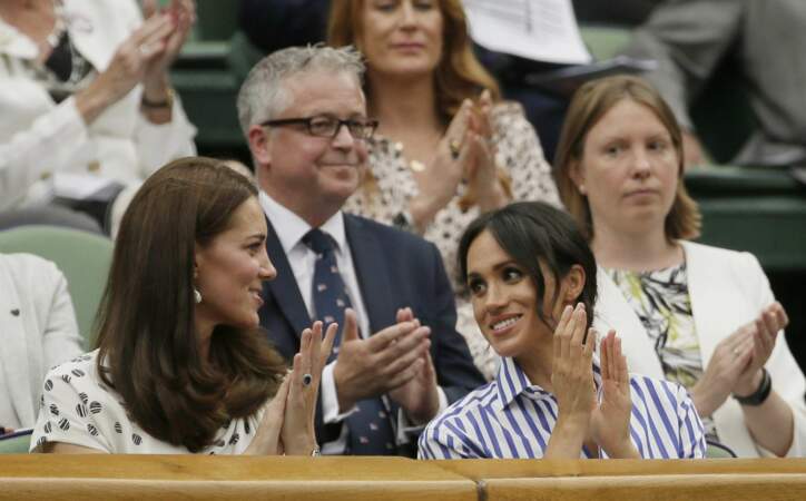 Kate Middleton et Meghan Markle complices à Wimbledon le 14 juillet 2018