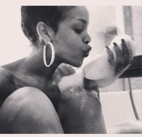 Autre photo marquante de l'année : Rihanna sous la douche...