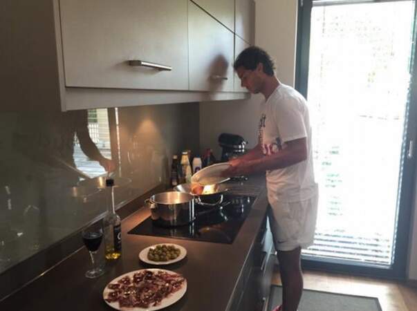 Trop d'amour, on vous le disait, comme quand Rafael Nadal passe en cuisine.