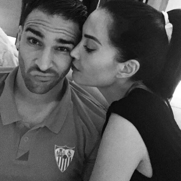 Le footballeur Adil Rami et la présentatrice télé Sidonie Biémont, en couple depuis 2011. 