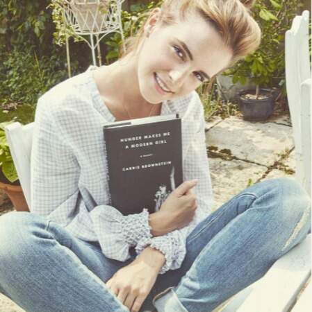 Emma Watson lit "Hunger makes me a modern girl" (la faim fait de moi une femme moderne). Et quand on n'a pas faim ?