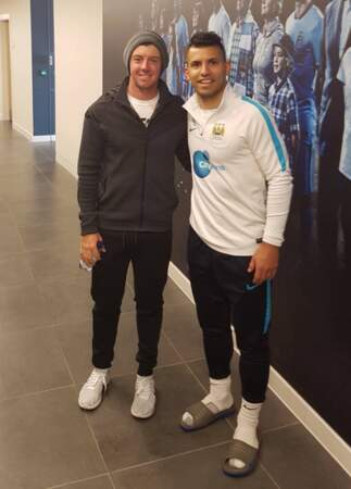La rencontre avec le golfeur Rory McIlroy a porté chance à Sergio Agüero, auteur d'un triplé pour City