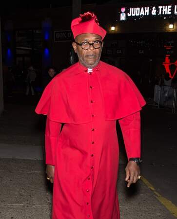Samuel L. Jackson, lui, s'est habillé en cardinal pour la fête de M. Night Shyamalan à Philadelphie