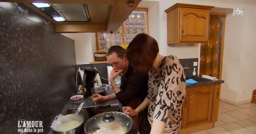 Point cuisine également chez Jean-Paul : seule Marie sait comment faire cuire le riz (une bonne chose)  