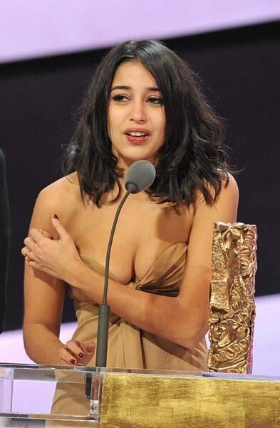 Emue en 2011 lorsqu'elle reçoit le César du meilleur espoir féminin pour Tout ce qui brille
