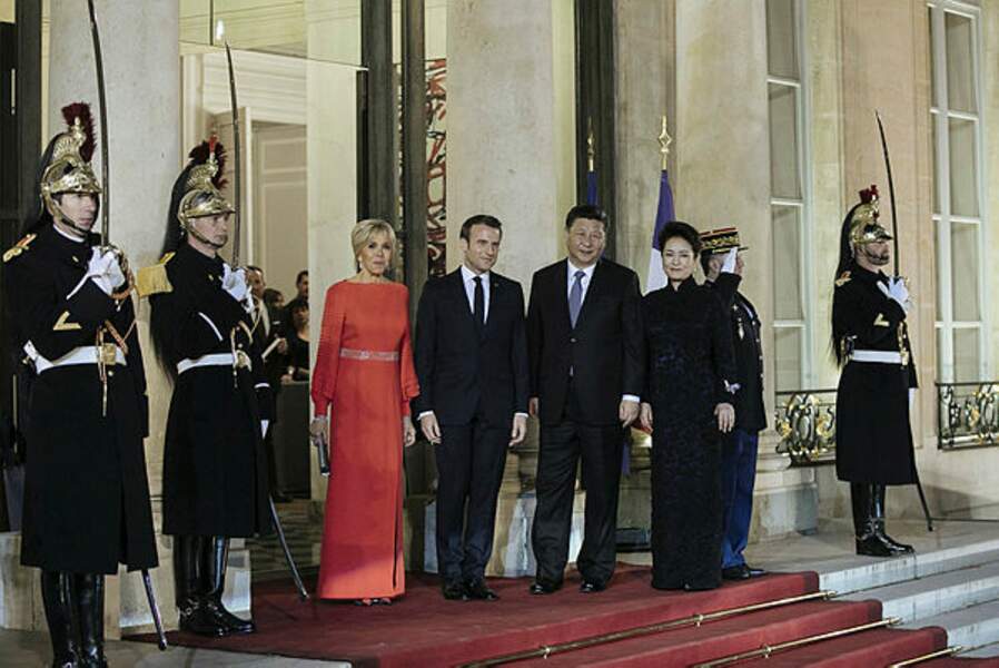 Le Président Emmanuel Macron avec sa femme Brigitte et le Président Chinois  Xi Jinping et sa femme Peng Liyuan