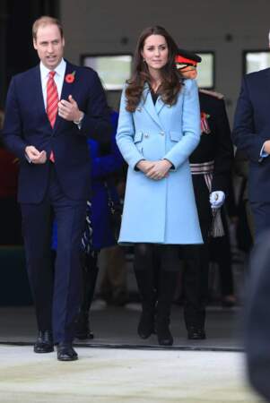 Fan du bleu, la duchesse de Cambridge en a porté tout au long de sa grossesse
