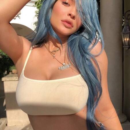 Kylie Jenner est repassée au bleu. 