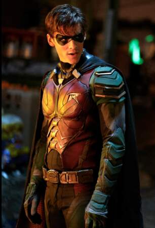 Brenton Thwaites a endossé le costume de Robin pour la première saison de Titans… Mais deviendra ensuite Nightwing