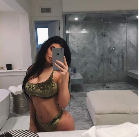 Dernier selfie en lingerie pour Kylie Jenner