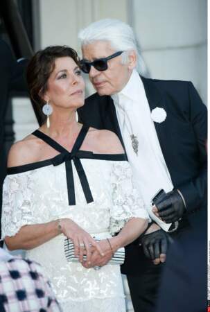 Fidèle à Chanel, elle est aussi fidèle à son grand ami Karl Lagerfeld