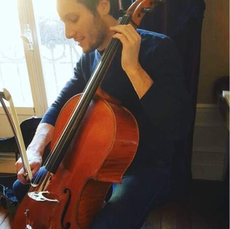 Vianney a appris le violoncelle, l'instrument de sa chérie Catherine