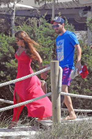 Avant le mariage, Lionel Messi et sa belle Antonella Roccuzzo batifolent à Ibiza