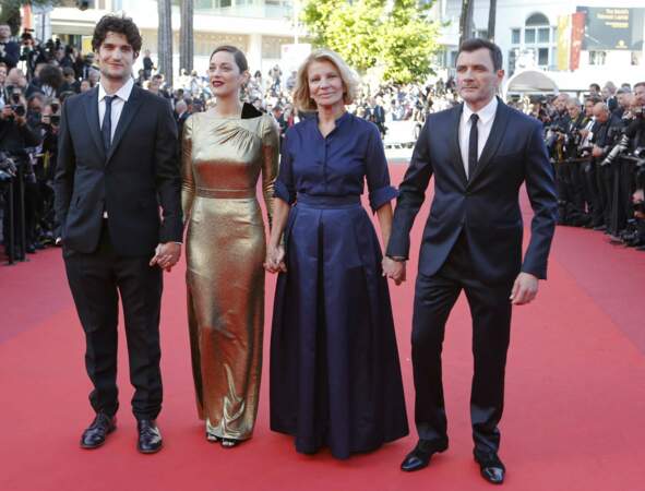 L'actrice sur le tapis rouge avec Louis Garrel et Alex Brendemuhl, ses partenaires, ainsi que Nicole Garcia