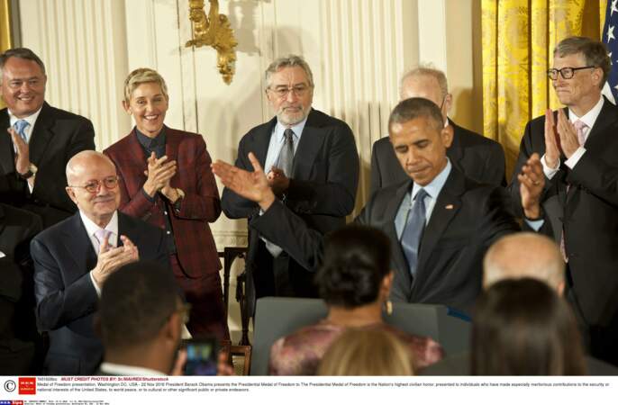Le Président remet la Médaille de la Liberté (la plus haute distinction civile) à plusieurs personnalités...