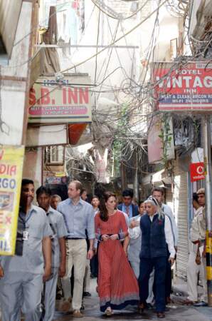 Kate et William déambulent dans les rues de ce bidonville de New Delhi