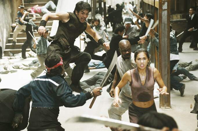 Elle fait ses premiers pas au cinéma en 2004 dans le film Les fils du vent, suite du film Yamakasi
